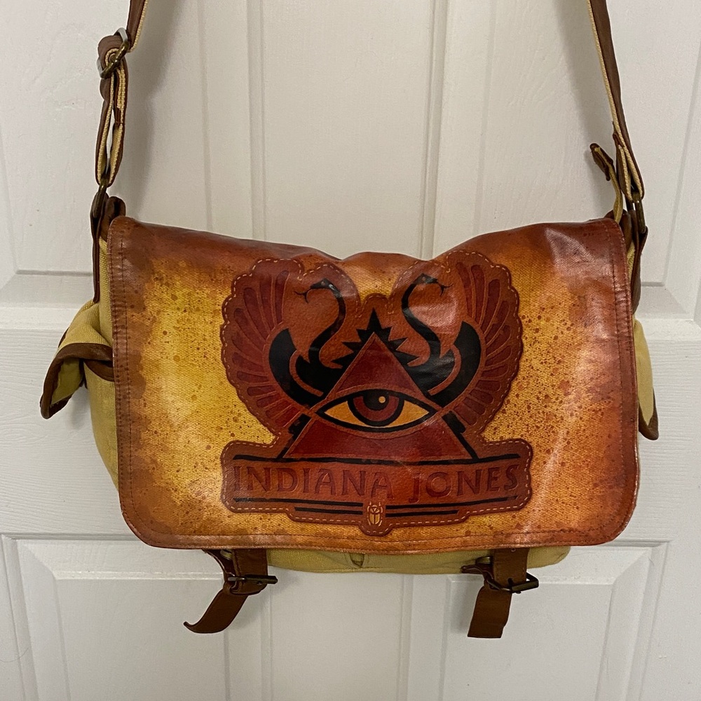 Walt Disney World parks merch Indiana Jones shoulder messenger bag men boys